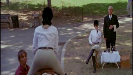 رضوخ في بانكوك (1974) افلام جنس شيميل